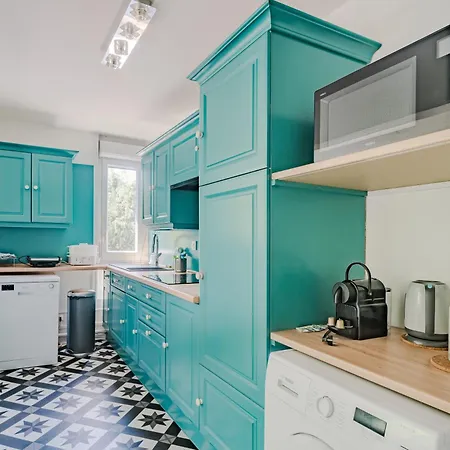 Apartment Magnifique 3 Pieces Avec Parking Prive Et Balcon *