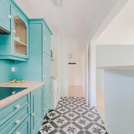 Апартаменты Magnifique 3 Pieces Avec Parking Prive Et Balcon *